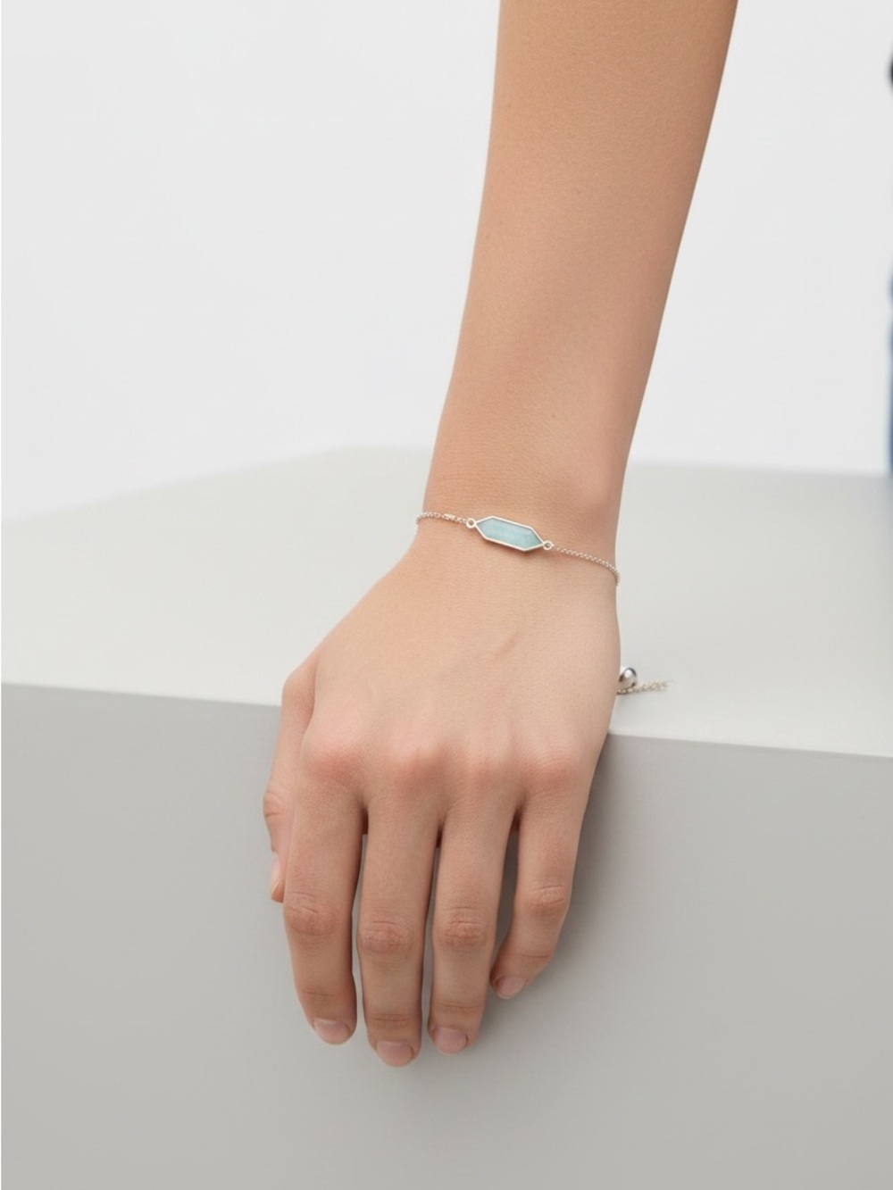 9/20 Sterling Silver Blue Stone Minimalist Bracelet
